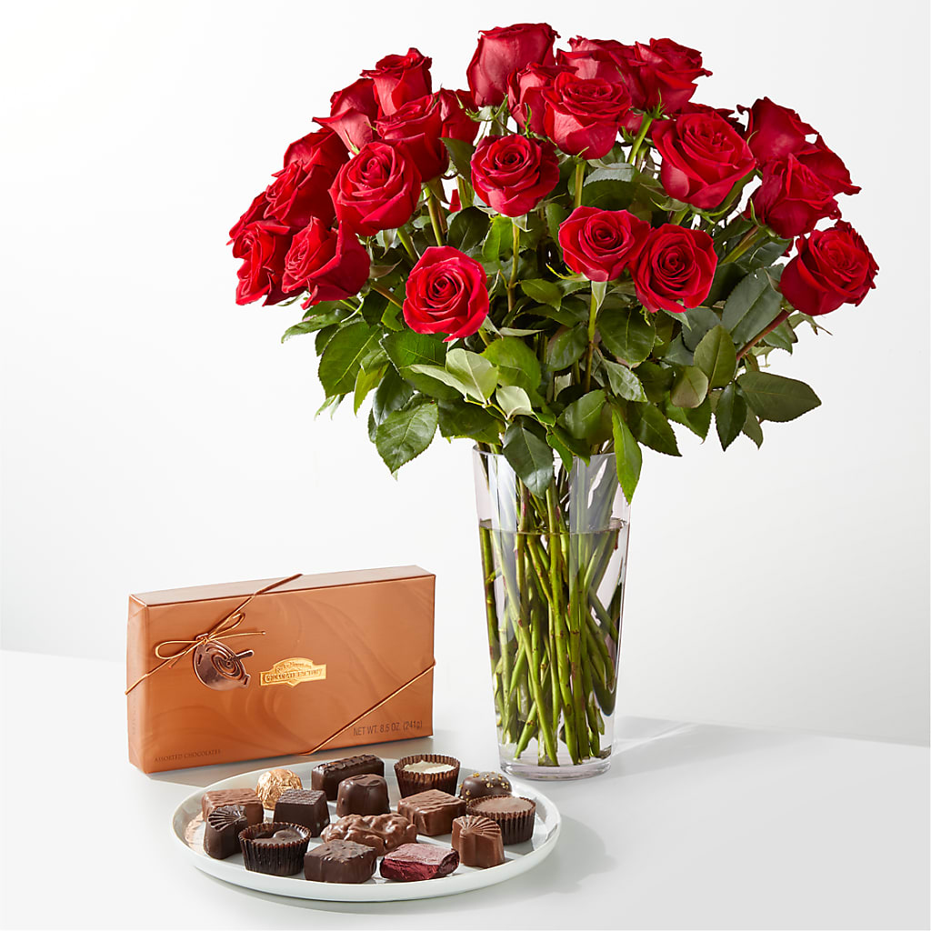 Romantic Long Stem Red Rose Bouquet Bundles – Flowers From The Heart Auburn, Auburn MI