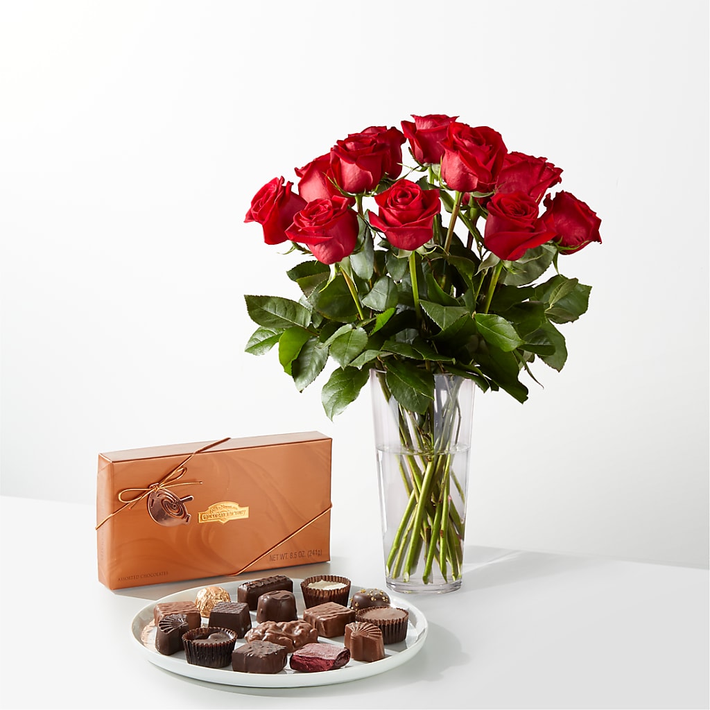 Romantic Long Stem Red Rose Bouquet Bundles – Flowers From The Heart Auburn, Auburn MI