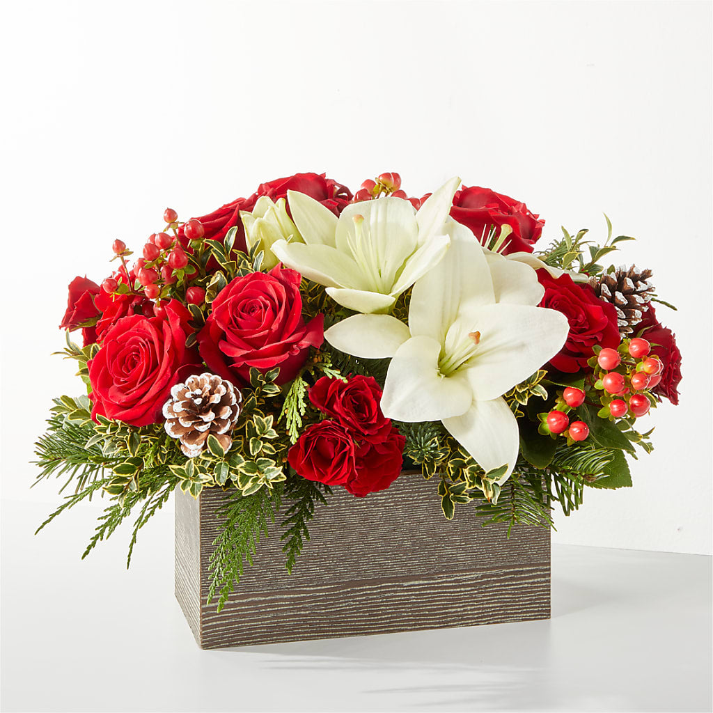Snowy Wonderland Bouquet – Flowers From The Heart Auburn, Auburn MI