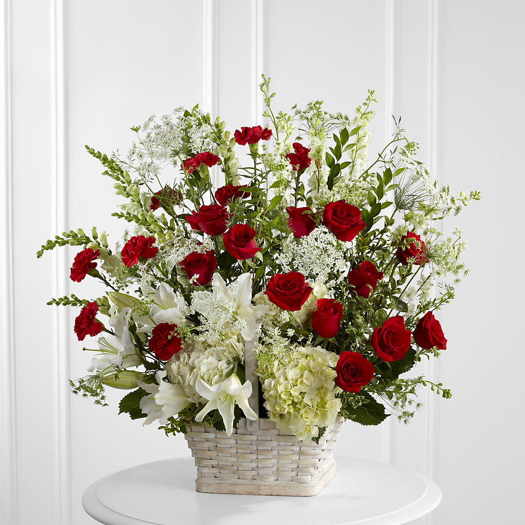 In Loving Memory Arrangement – Flowers From The Heart Auburn, Auburn MI