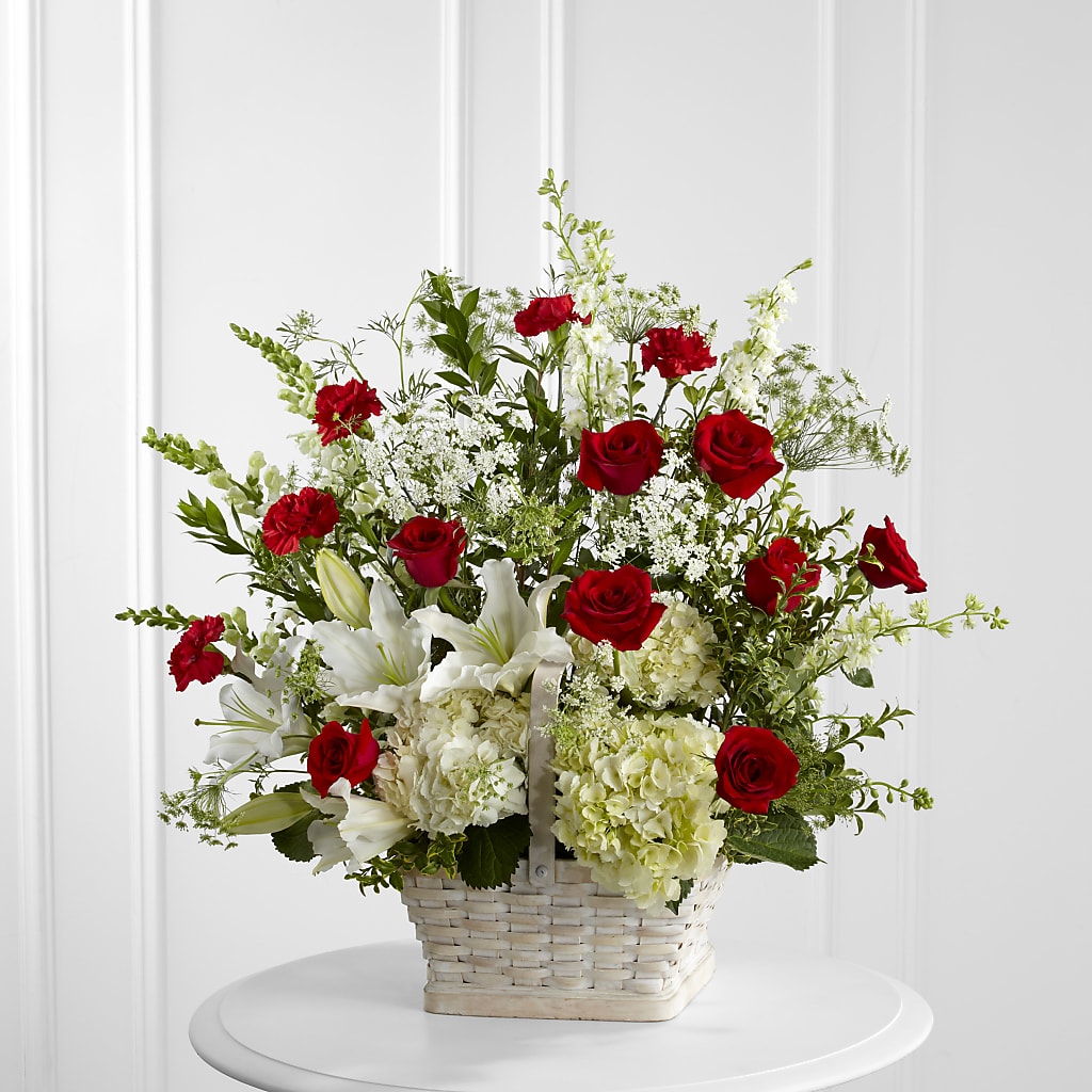 In Loving Memory Arrangement – Flowers From The Heart Auburn, Auburn MI