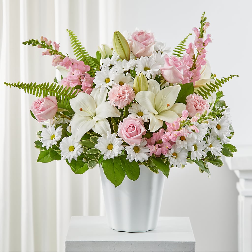 Soft Touch Tabletop Basket – Flowers From The Heart Auburn, Auburn MI