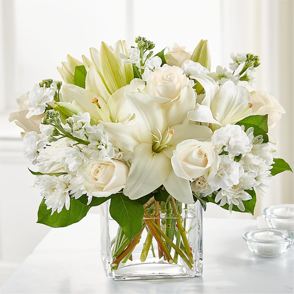 Gentle Breeze Bouquet – Flowers From The Heart Auburn, Auburn MI