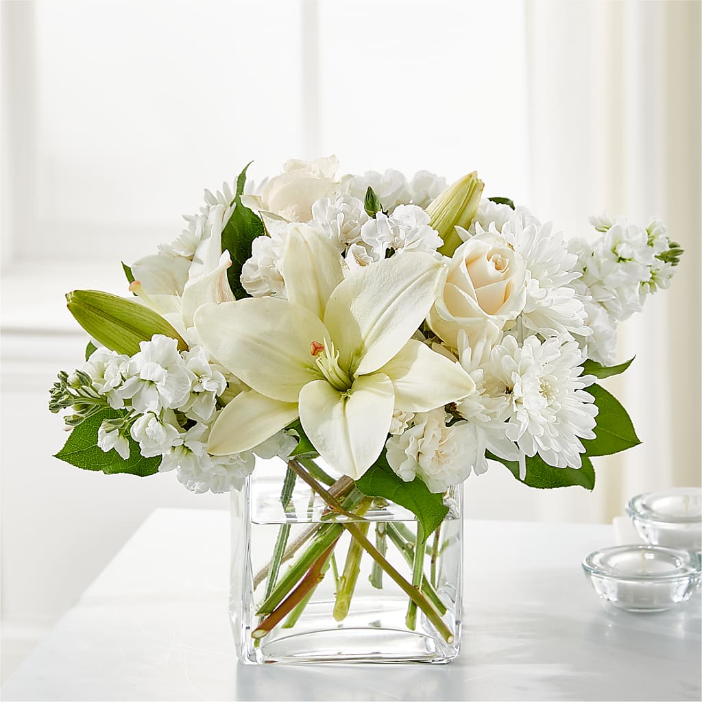 Gentle Breeze Bouquet – Flowers From The Heart Auburn, Auburn MI