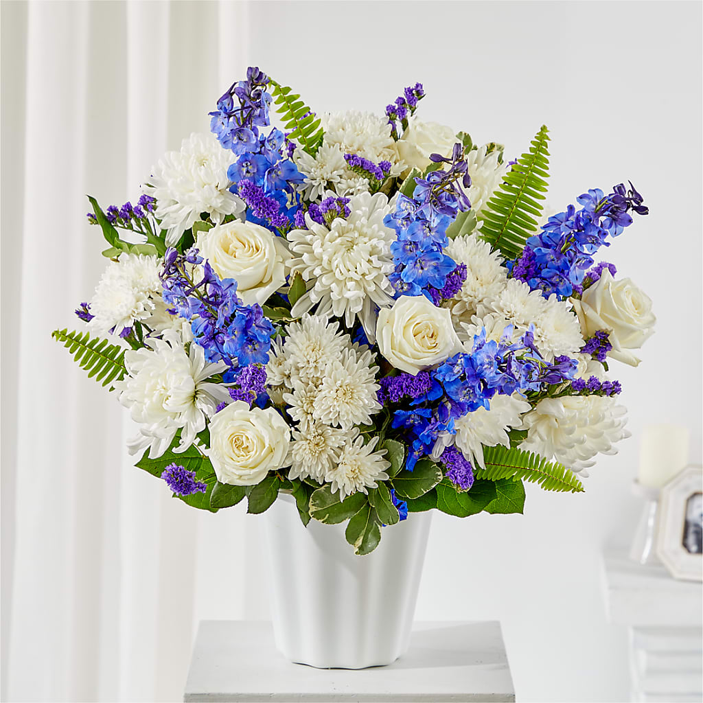 Hold Dear Tabletop Basket – Flowers From The Heart Auburn, Auburn MI
