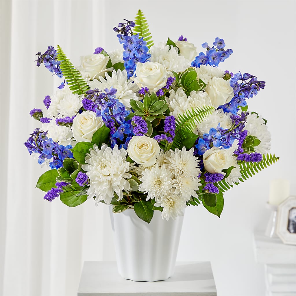 Hold Dear Tabletop Basket – Flowers From The Heart Auburn, Auburn MI