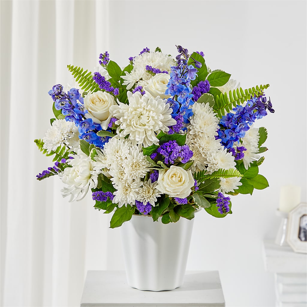 Hold Dear Tabletop Basket – Flowers From The Heart Auburn, Auburn MI