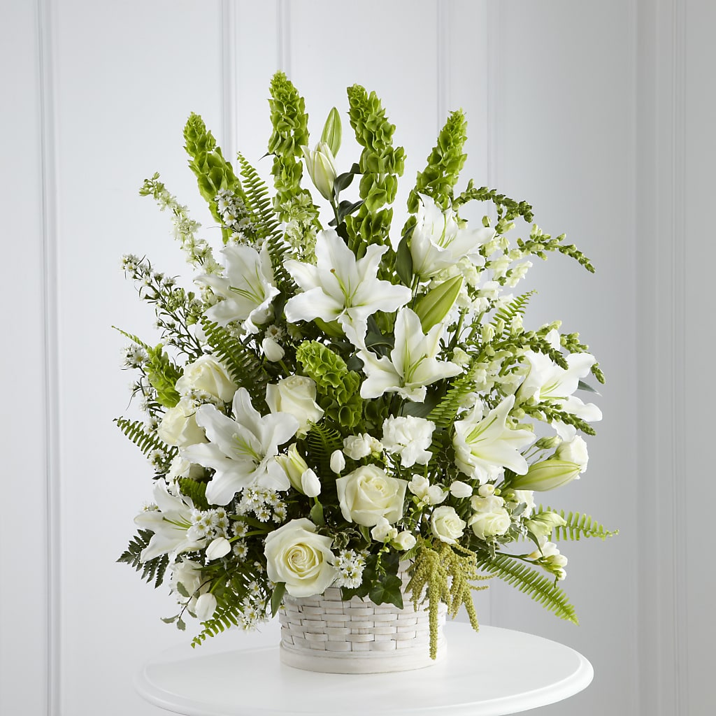 In Our Thoughts Arrangement – Flowers From The Heart Auburn, Auburn MI
