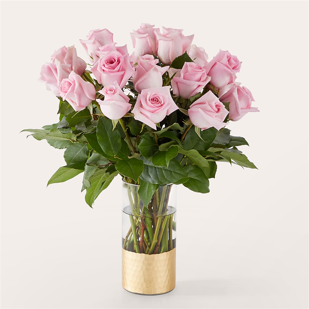 Picture Perfect Pink Rose Bouquet – Flowers From The Heart Auburn, Auburn MI