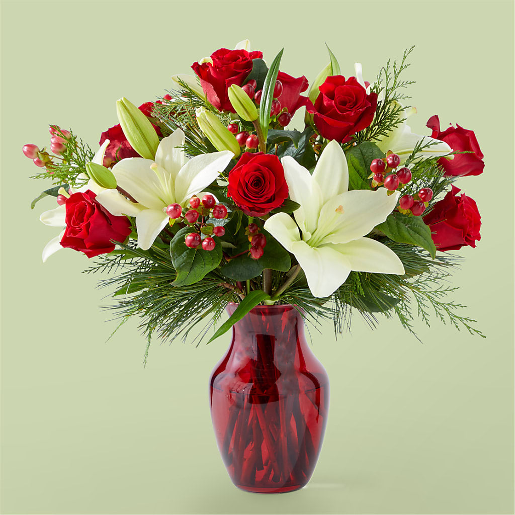 Evergreen Delight Bouquet – Flowers From The Heart Auburn, Auburn MI