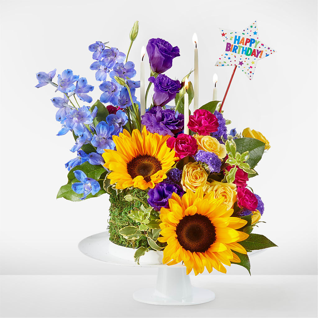 Star of the Day Floral Cake – Flowers From The Heart Auburn, Auburn MI