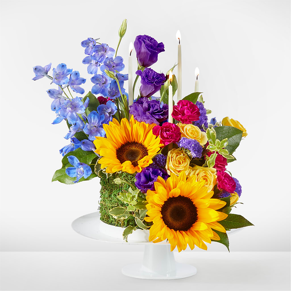Star of the Day Floral Cake – Flowers From The Heart Auburn, Auburn MI