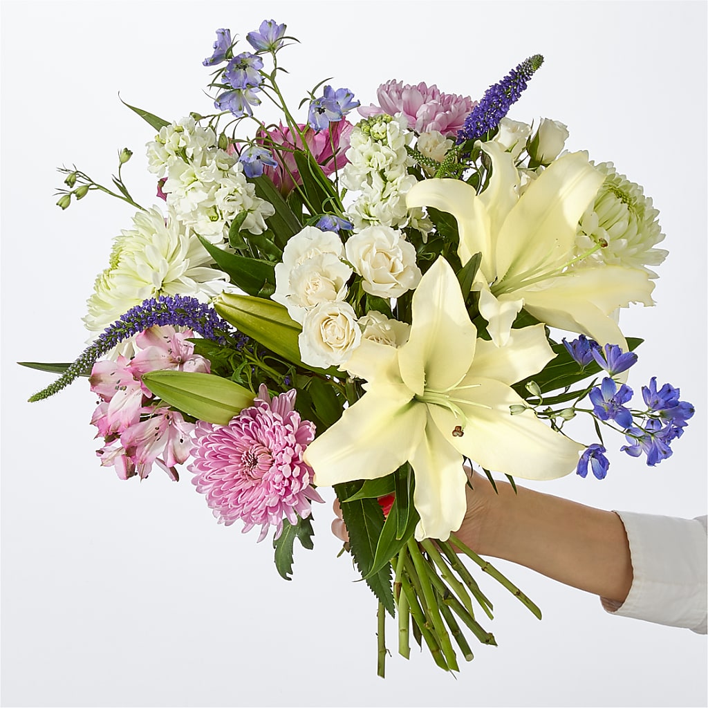 Winter Celebration Bouquet –  Flowers From The Heart Auburn, Auburn MI