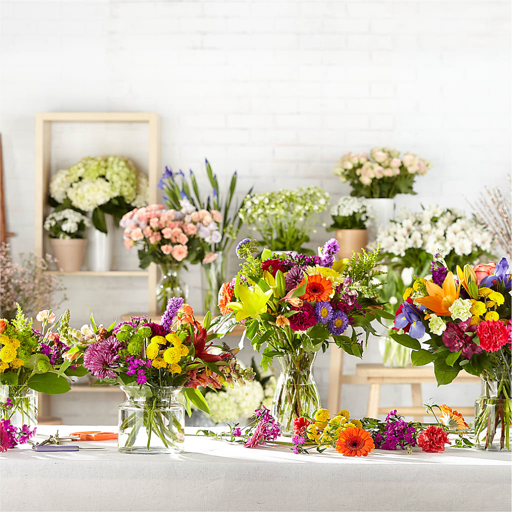 Bold & Bright – A Florist Original –  Flowers From The Heart Auburn, Auburn MI