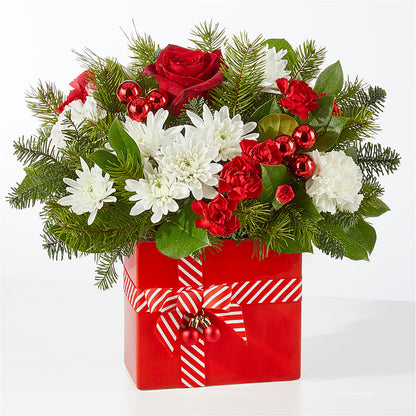Presents Under the Tree Bouquet –  Flowers From The Heart Auburn, Auburn MI