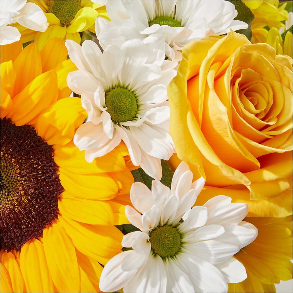Be Happy Bouquet –  Flowers From The Heart Auburn, Auburn MI