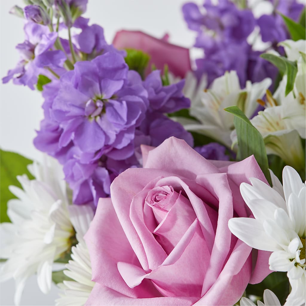Garden of Peace Bouquet –  Flowers From The Heart Auburn, Auburn MI