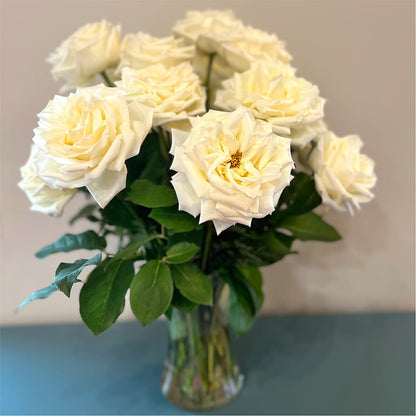 Long Stem Yellow Rose Bouquet –  Flowers From The Heart Auburn, Auburn MI