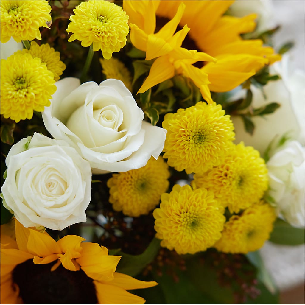 Luminous Morning Bouquet –  Flowers From The Heart Auburn, Auburn MI