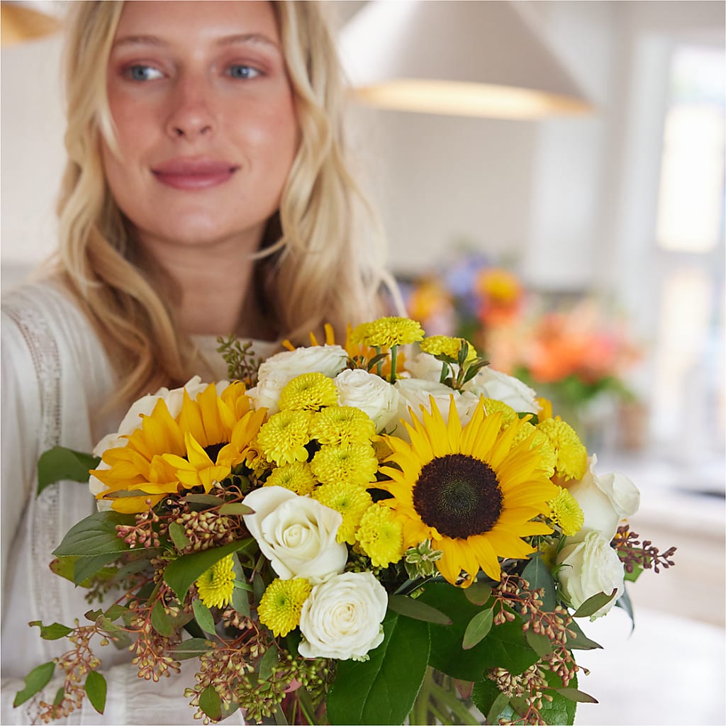 Luminous Morning Bouquet –  Flowers From The Heart Auburn, Auburn MI