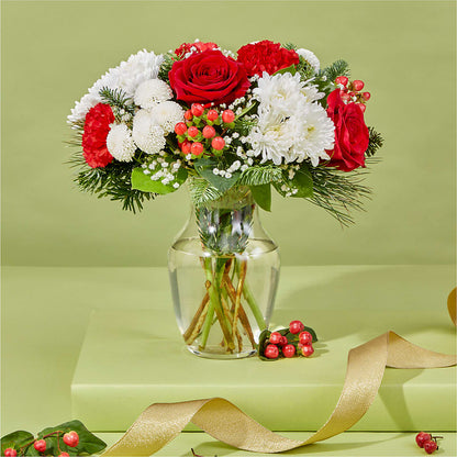 Chance of Flurries Bouquet –  Flowers From The Heart Auburn, Auburn MI