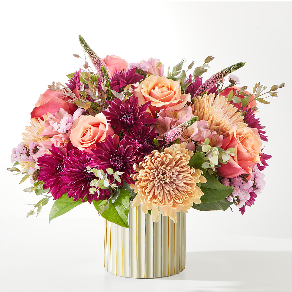 Berry Cobbler Bouquet with Ivory Vase –  Flowers From The Heart Auburn, Auburn MI