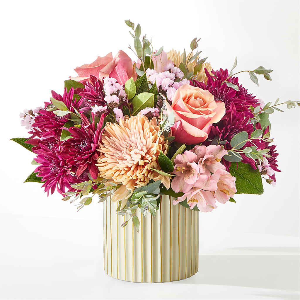 Berry Cobbler Bouquet with Ivory Vase –  Flowers From The Heart Auburn, Auburn MI