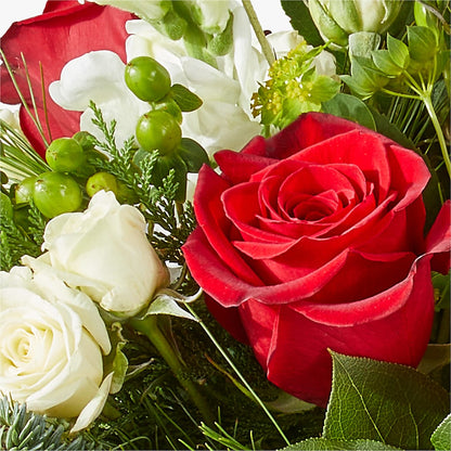 Deck the Halls Bouquet –  Flowers From The Heart Auburn, Auburn MI