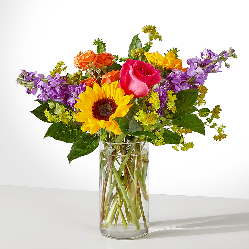 Vibrant Greetings Bouquet –  Flowers From The Heart Auburn, Auburn MI