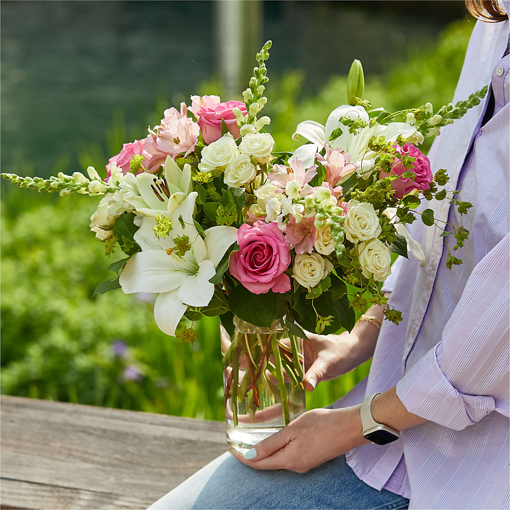 Fondly Bouquet –  Flowers From The Heart Auburn, Auburn MI